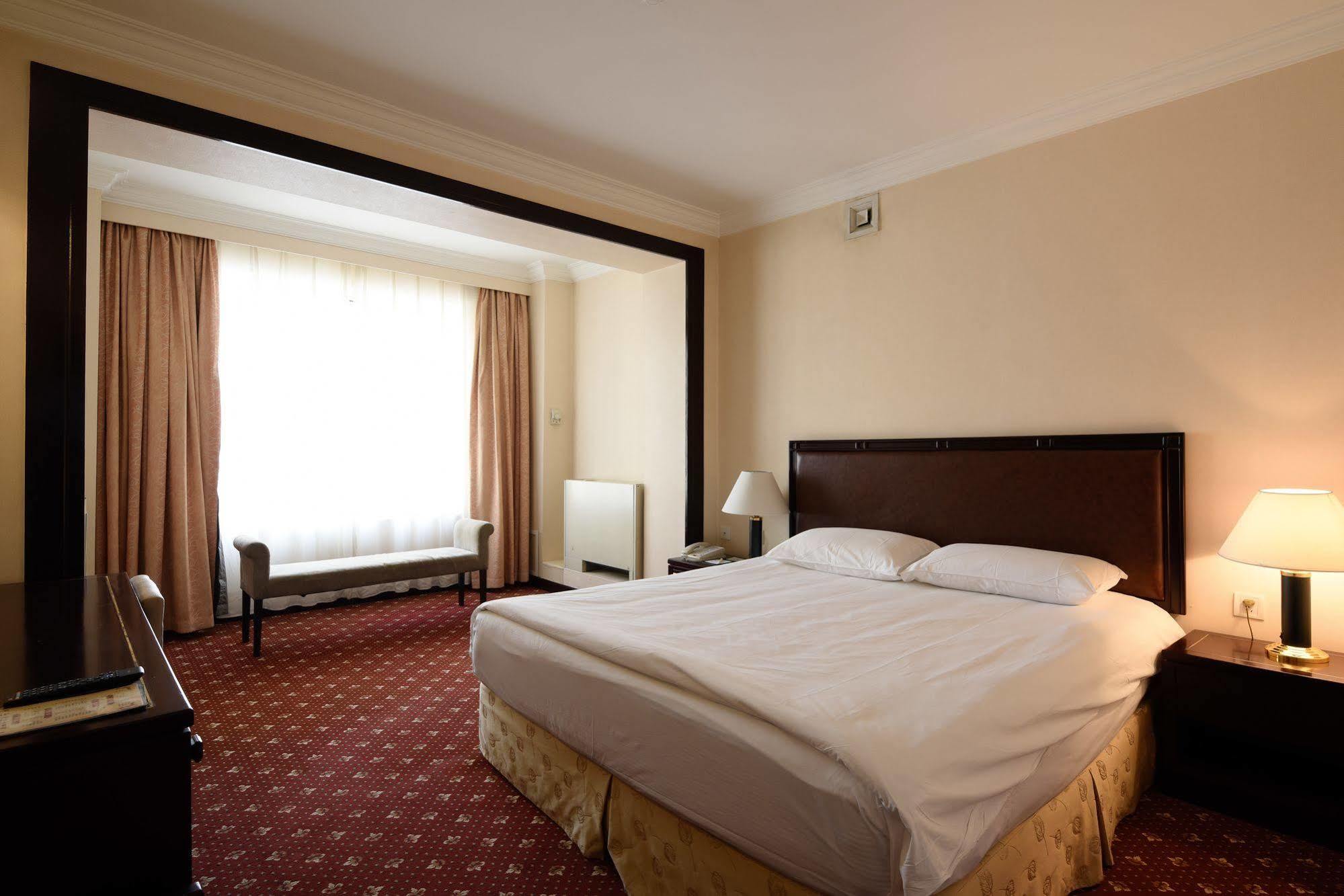 Yanshan Hotel Peking Exterior foto